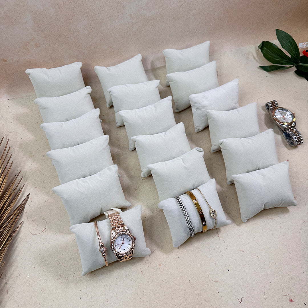 Pink Soft Cushion Pillow for Watch & Bracelet Display – La Trove.